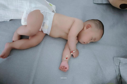 供卵中介机构有哪些宝宝睡觉爱翻身